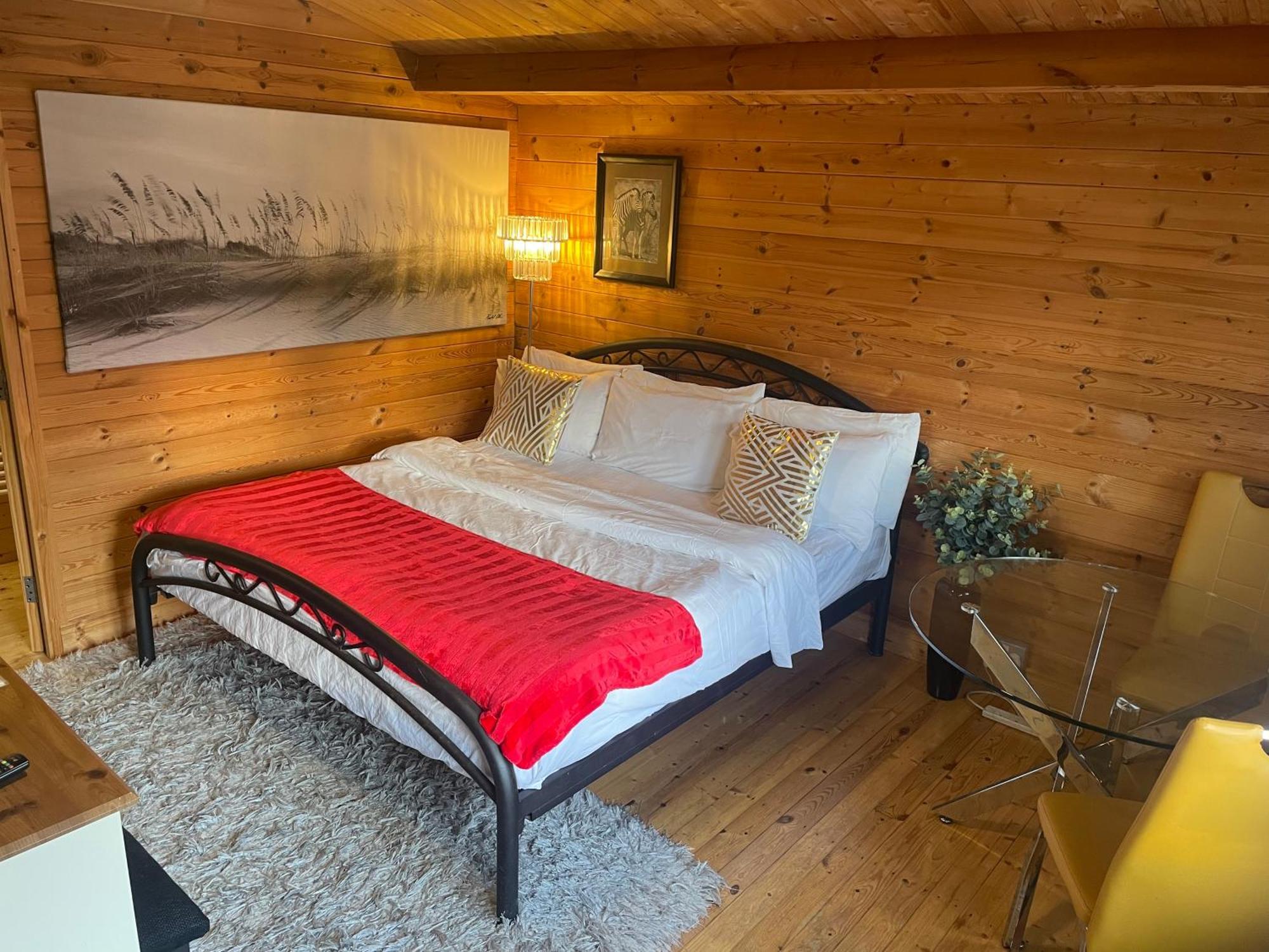 Chalet Free Sauna & Spa Superking Bed Killaloo Luaran gambar