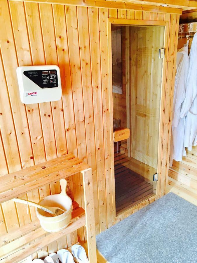Chalet Free Sauna & Spa Superking Bed Killaloo Luaran gambar